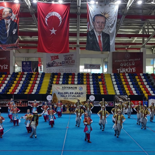Kulüpler arası halk oyunları bölge yarışması Adıyaman'da coşkuyla tamamland...