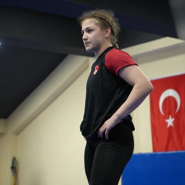 Bayburtlu milli güreşçi Akkuş Avrupa üçüncüsü oldu