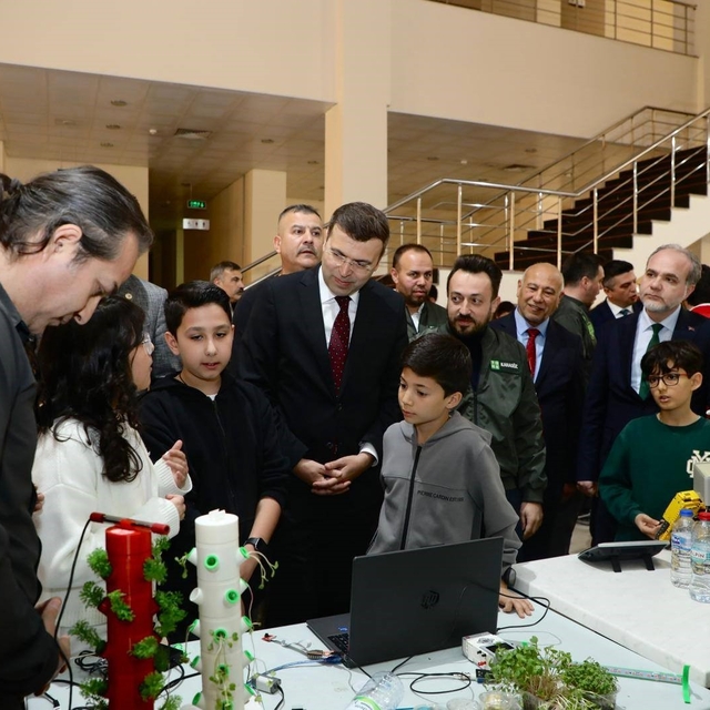 NÖHÜ'de yapay zeka ve otonom sistemlerle tarımsal dönüşüm konuşuldu