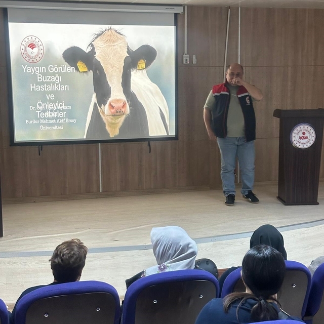 Köşk'te üreticilere buzağı ölümleri ve üreme verimliliği eğitimi