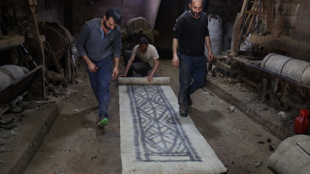 Ata mirası keçecilik baba ile oğlunun emeğiyle geleceğe taşınıyor