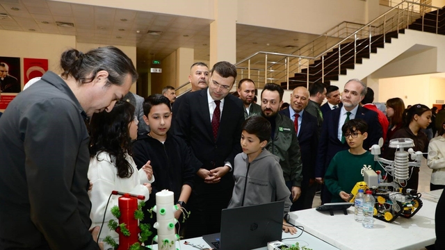 NÖHÜ'de yapay zeka ve otonom sistemlerle tarımsal dönüşüm konuşuldu