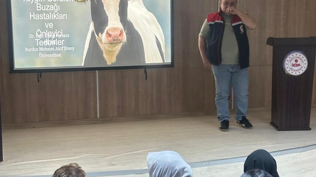 Köşk'te üreticilere buzağı ölümleri ve üreme verimliliği eğitimi