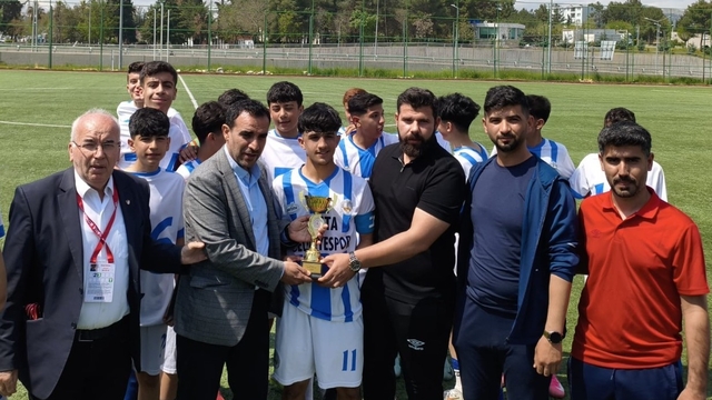 Kahta Belediyespor alt yapıda zirvede