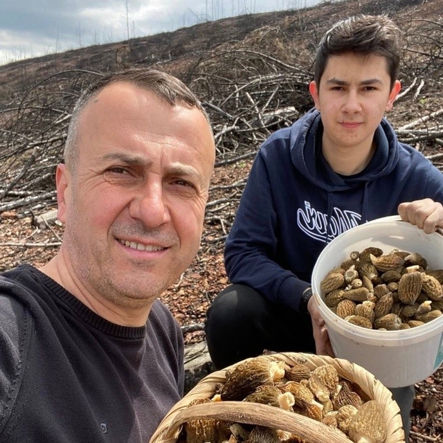 Baba ve oğlunun yüzünü güldüren mantar avı
Tavşanlılı esnaf İsa Gündüz ve o...