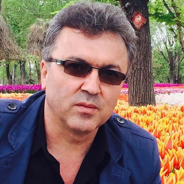 Birlikte içki içerken tartıştığı arkadaşını demir çubukla öldürdü