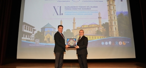 BUÜ'de Türkçenin geleceği konuşuldu