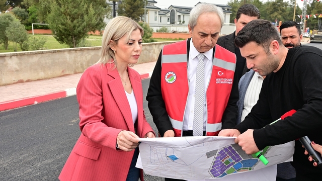 Duacı'da alt yapı çalışmaları tamamlanan 34 sokağa sıcak asfalt