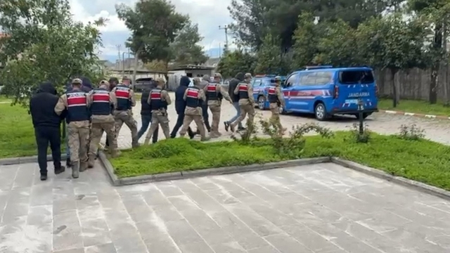 Şırnak'ta JASAT'tan kaçış yok: 42 aranan şahıs yakalandı, 16'sı tutuklandı