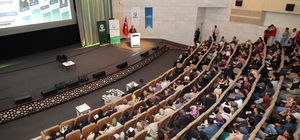 Karatay'da "Evlilik ve Aile Gelişim Akademisi" yoğun ilgiyle sürüyor