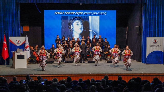 OMÜ'de Karadeniz kültürü dans ve ezgilerle sahneye taşındı