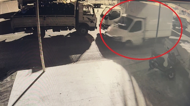Biber yüklü kamyoneti çaldılar, biberleri satıp parasını harcayamadan yakalandılar