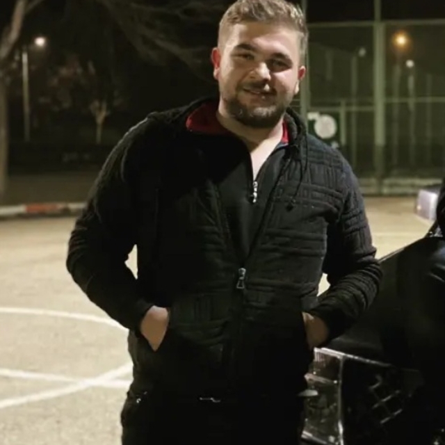Park edip uyudukları otomobilin arka koltuğunda ölü bulundu