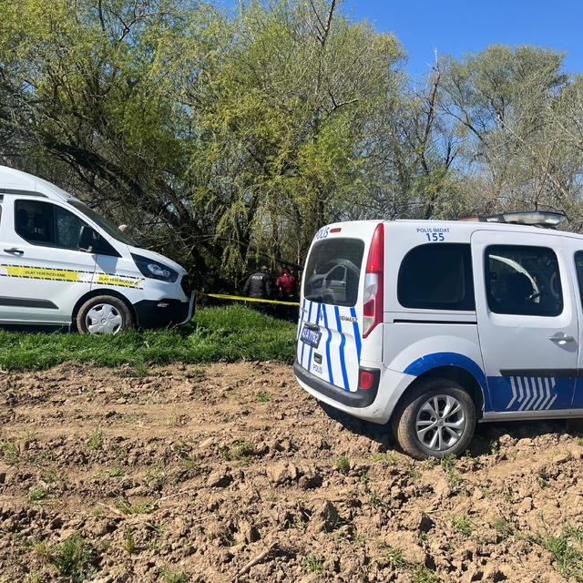 Kütahya'nın Adranos Çayı kenarında ceset bulundu