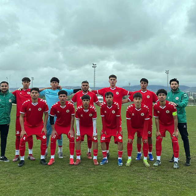 Adil Sani Konukoğlu Spor Lisesi Gençler A Kız Futbol Takımı Türkiye finalle...