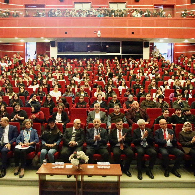 Kocaeli'de vefatının 497. yılında "Çoban Mustafa Paşa Paneli" düzenlendi