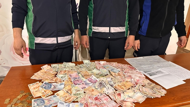 Akşehir'de dilenci operasyonu: 4 bin 410 TL'ye el konuldu