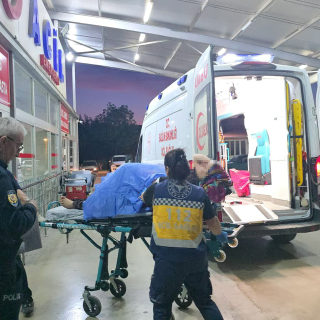 Adana'da baba tartıştığı kızını bıçakla yaraladı