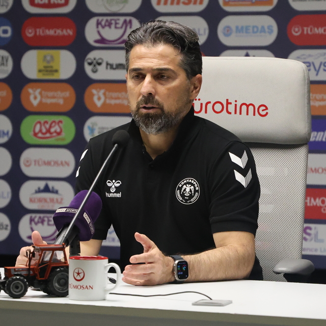 İlhan Palut: "Momentumu yakalamışken bırakmayalım"