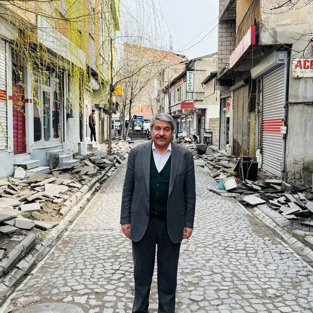 Patnos'ta yol sezonu başladı: İnönü Mahallesi'nde çalışmalar start aldı