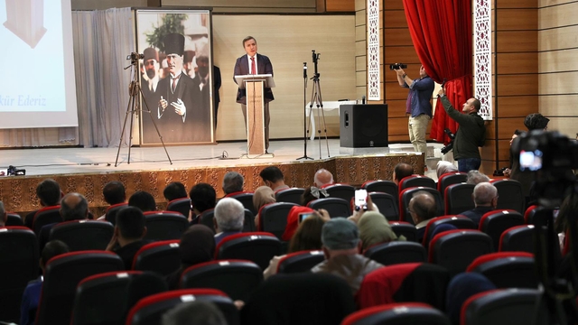 Erzincan'da "Şiir Şöleni" programı düzenlendi
