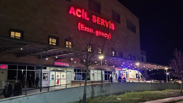Çorum'da çıkan kavgada 1 kişi bıçakla yaralandı