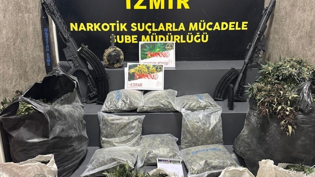 İzmir'de uyuşturucu operasyonu: 2 tutuklama