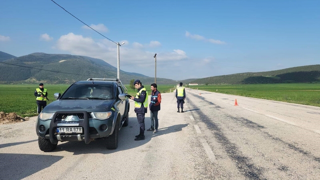 Bilecik'te Kurban Bayramı öncesi hayvan sevkiyatına sıkı denetim