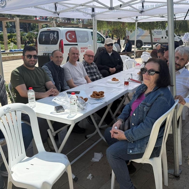 Şehit ailesinden duygulandıran vefa