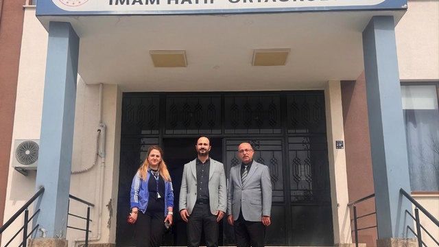 Çimentaş Elazığ'daki okullara destek projesini bu yıl da sürdürüyor
