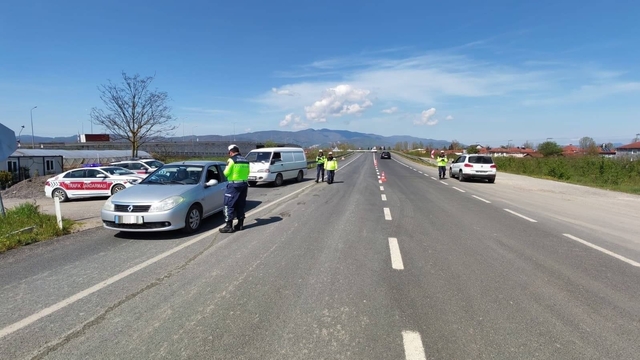 201 araç trafikten men edildi