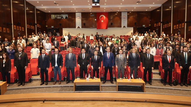 ERÜ'de 'Zirve IEEE' düzenlendi