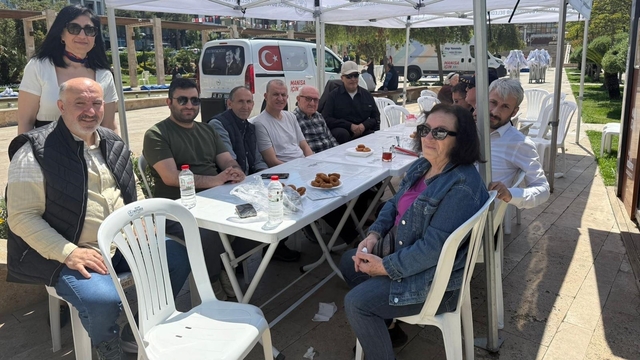 Şehit ailesinden duygulandıran vefa