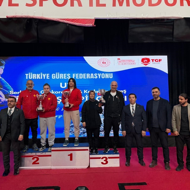 Afyonlu güreşçi Türkiye şampiyonu oldu