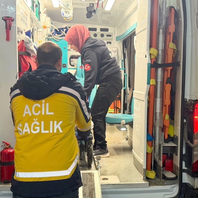 Devrilen motosikletin sürücüsü ağır yaralandı