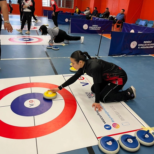 Floor curling fırtınası Denizli'de esecek