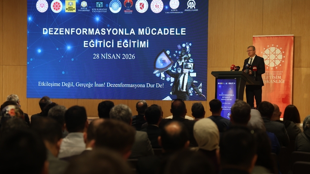 Konya'da dezenformasyonla mücadele eğitimi