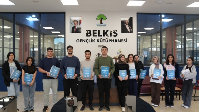 Yılmaz'dan üniversite adaylarına destek