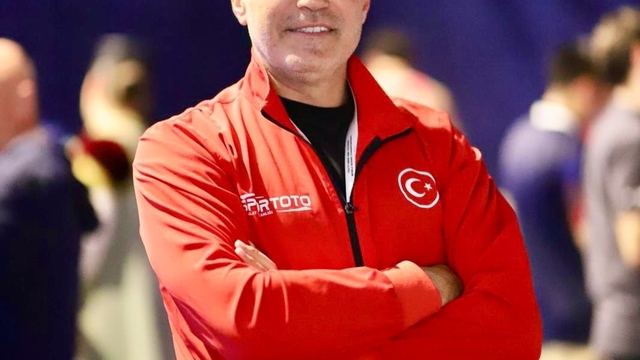 Niğdeli antrenöre milli görev: Abdurrahman Özben Genç Kadınlar Milli Takımı Baş Antrenörü oldu