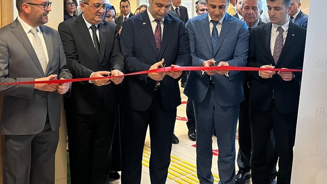 Zonguldak'ta yükümlüler sergi açtı, müzik dinletisi sundu