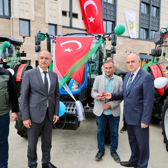 Ordu'da ORKÖY kredisi kapsamında hak sahiplerine araçları teslim edildi