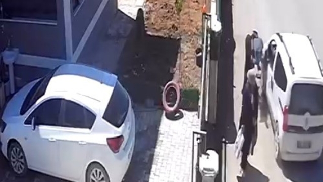 Kahramanmaraş'ta hafif ticari aracın çarptığı kadın yaralandı