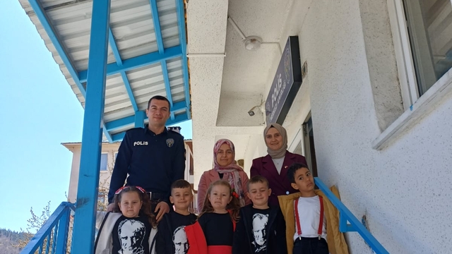 Anaokulu öğrencilerinden Küre İlçe Emniyet Amirliğine ziyaret
