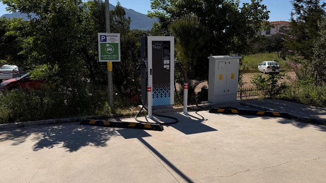 Datça Devlet Hastanesi'nde elektrikli araç şarj dönemi başladı