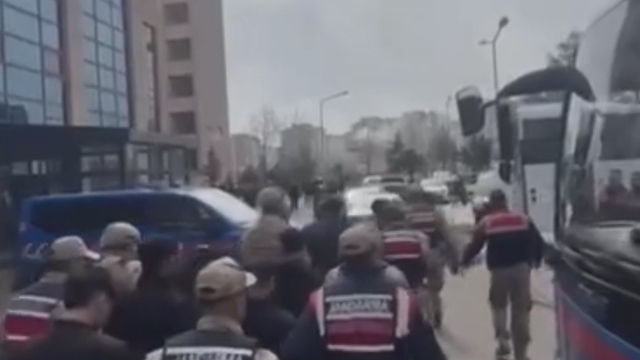 Siverek'te "sahte çürük raporu" operasyonu: 10 tutuklama
