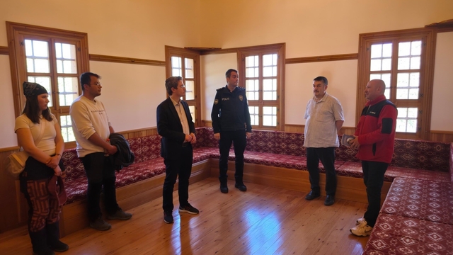 Arıkan, Bahçe Mahallesi'nde yürütülen çalışmaları inceledi