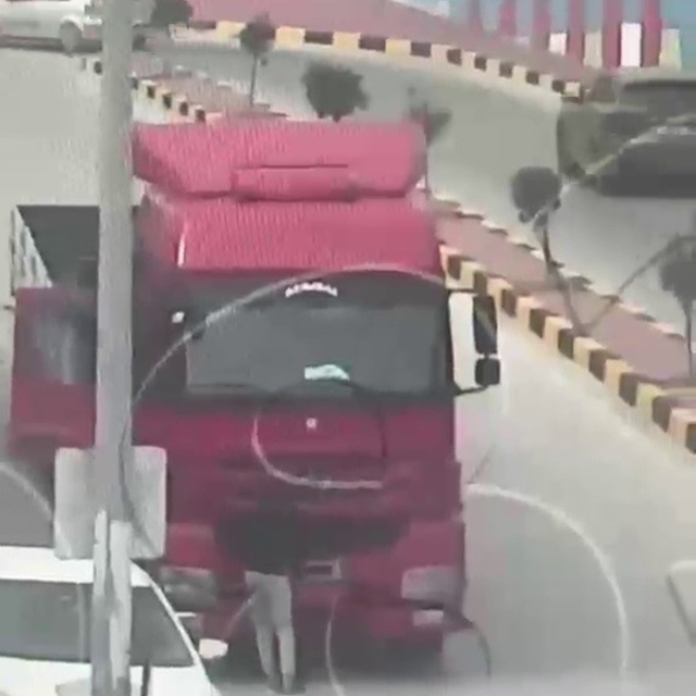 Kuralları hiçe sayarak plakasını kapatan sürücüye 140 bin TL ceza