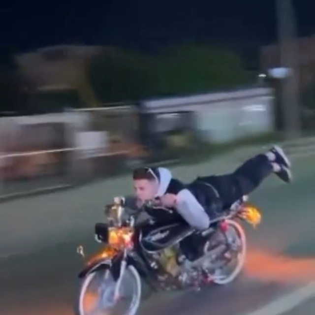 Dünyanın en pahalı uzanması... 200 bin TL ceza yedi, motosikleti bağlandı