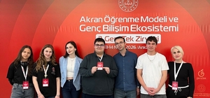 Bilecik GençTek ekibi Ankara'daki zirveye katıldı