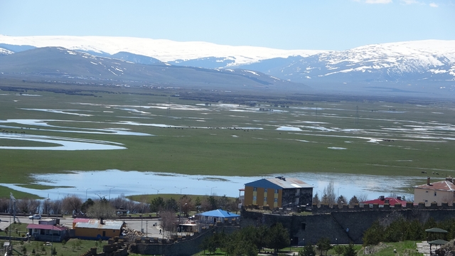 Ardahan'da Kura Nehri'nin debisi yükseldi